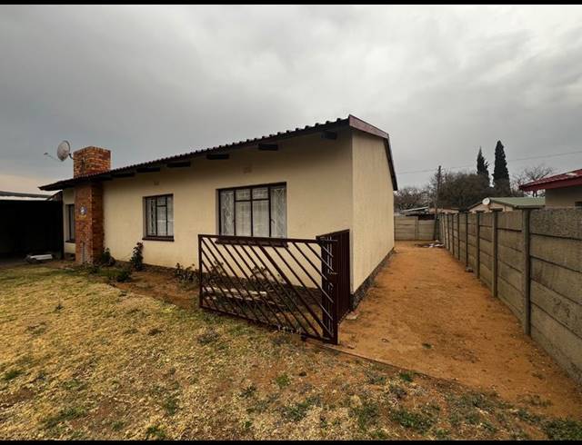 4 BEDROOM HOUSE FOR SALE IN SASOLBURG EXT 23